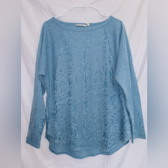 Soft Surroundings Blue Long Sleeve Floral Detail Top size large - Picture 1 of 7